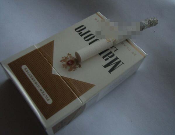 低价钟鼎香烟批发